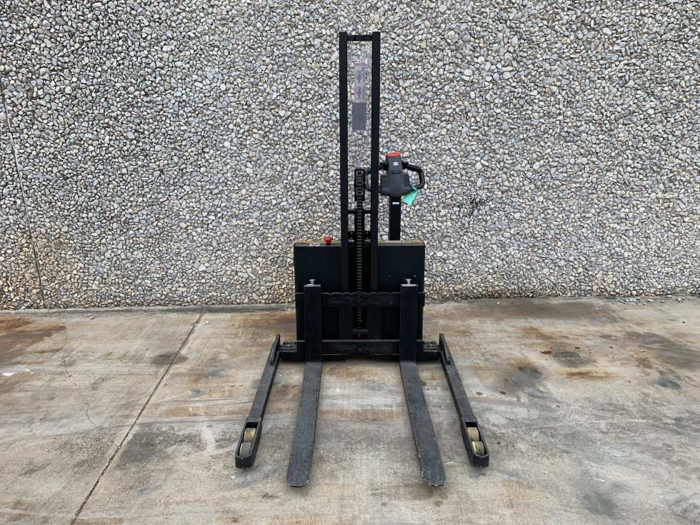 Used Big Joe S2262 23524 in DFW, Austin, and Oklahoma